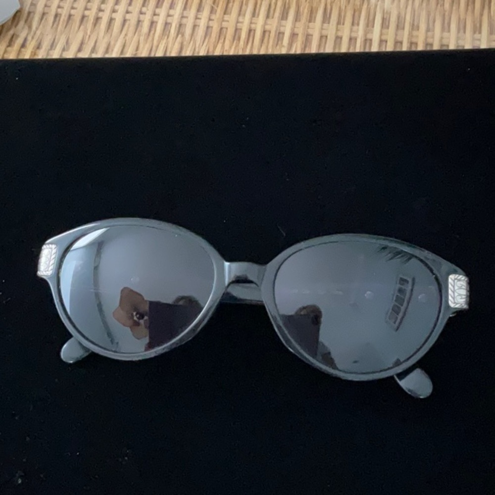 Brighton SUN GLASSES